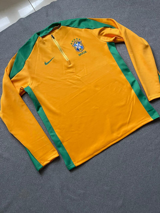 تراك برازيل اصفر 2026