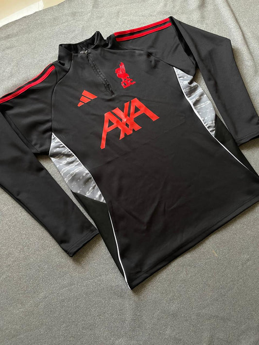 تراك ليفربول اسود 2026